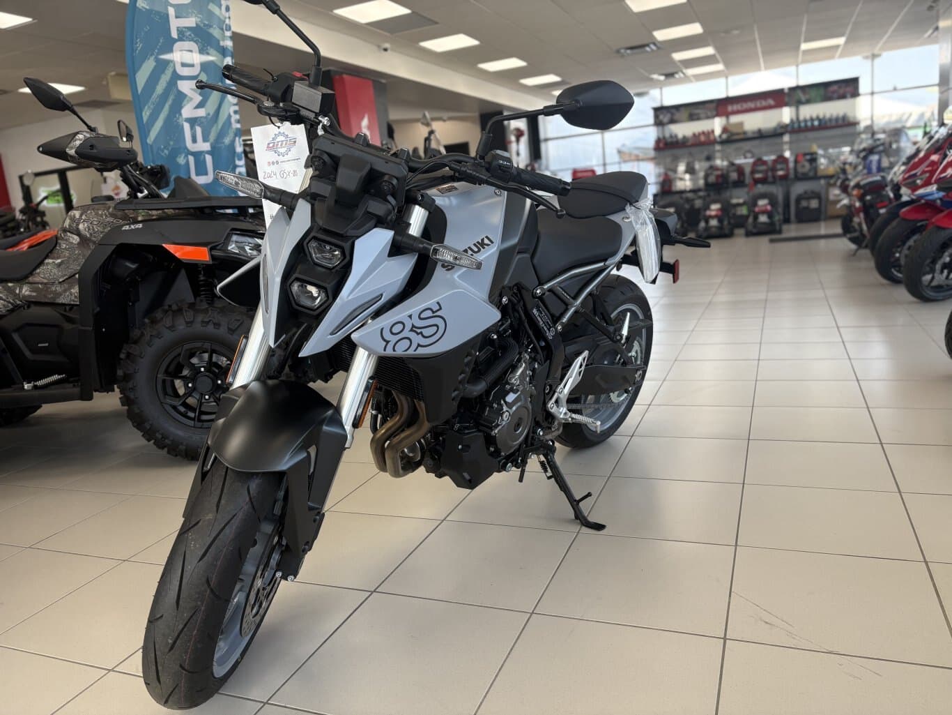 2024 Suzuki GSX-8S Glass Mat Mechanical Grey